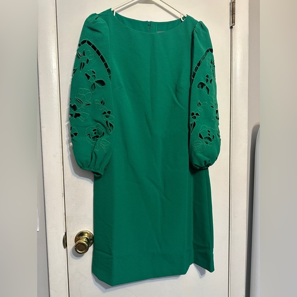 Vince Camuto Eyelet Sleeve Crepe Shift Dress size 4 NWT - Picture 11 of 11